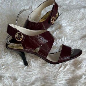 Michael Kors patent leather sandals size 9.5